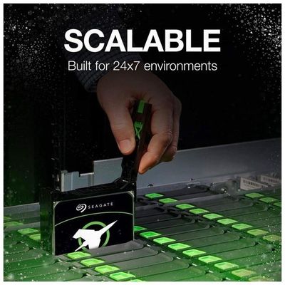 Máy chủ lưu trữ dạng rack Windows/Linux với bộ xử lý Intel Xeon và hai cổng Ethernet RJ-45 10/100/1000 Mb để lưu trữ dữ liệu