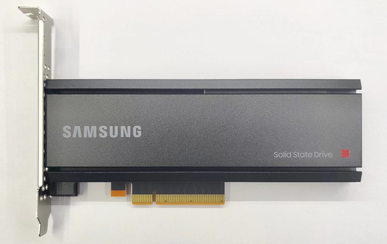MZPLJ1T6HBJR-00007 Samsung PM1735 1.6 TB SSD NVMe doanh nghiệp